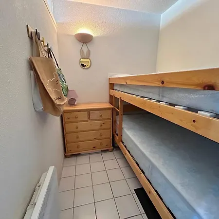 T2 4 Pers. Pres Plage, Parking, Vue Port - - Fr-1-388-90 Appartamento *